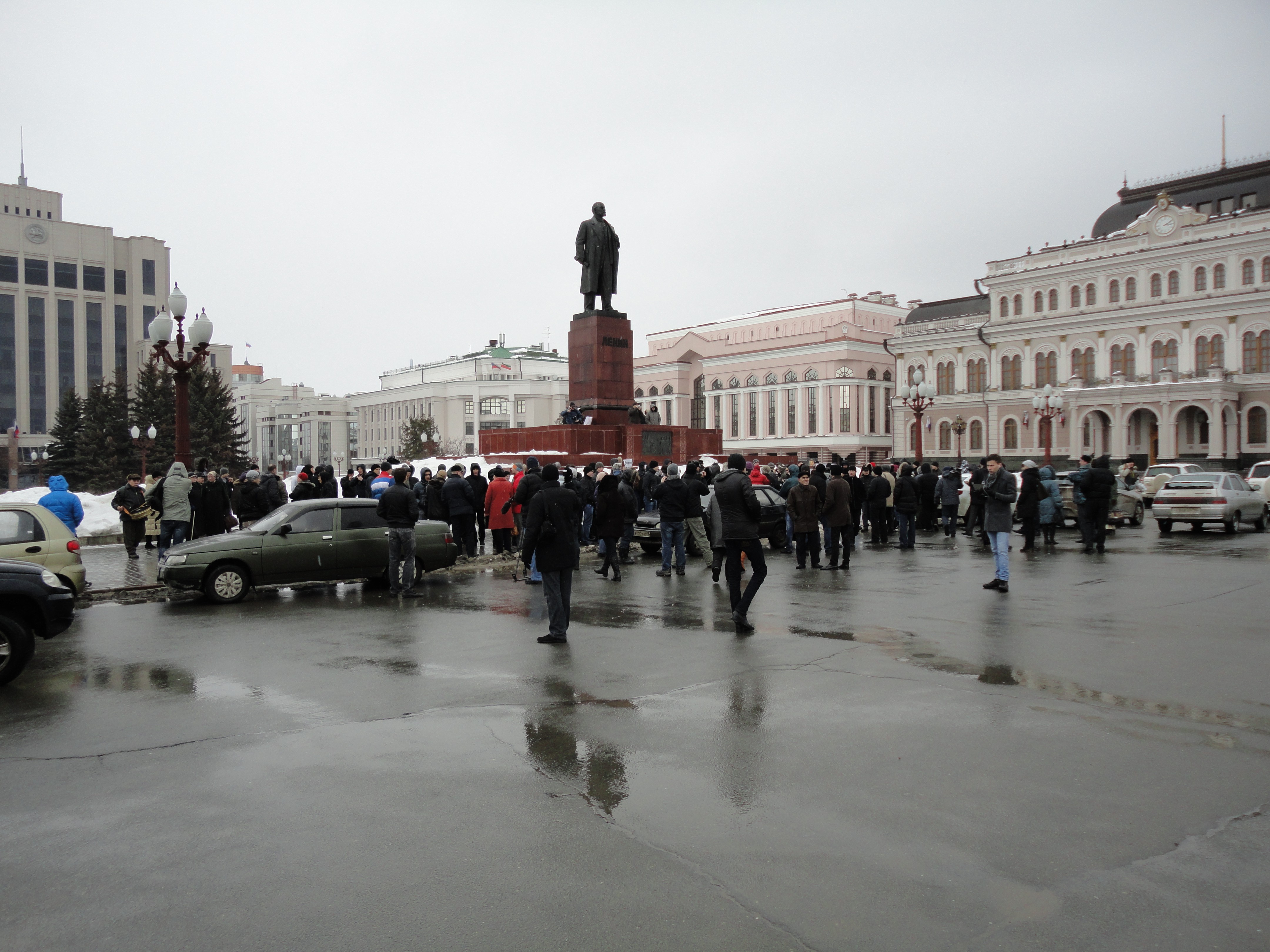 Митинг "Против произвола полиции" в Казани 18 марта на площади Свободы